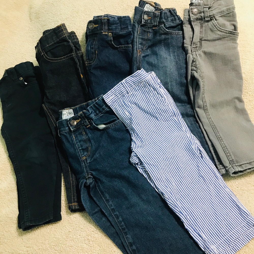 7 pairs of toddler boy jeans